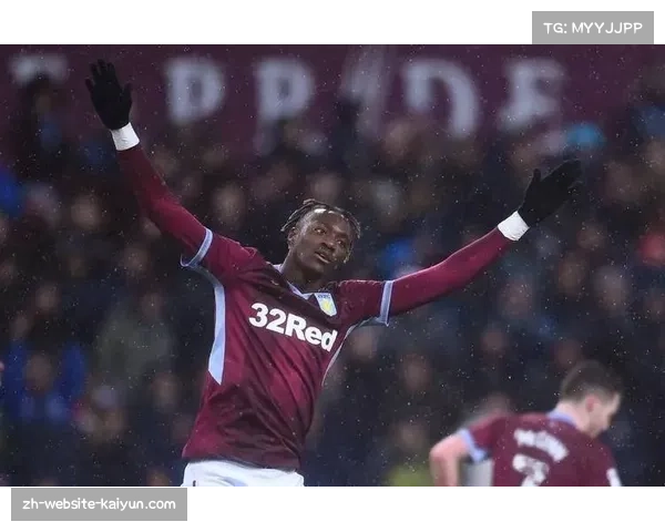 亚伯拉罕膝盖破门拯救维拉 替补奇兵价值在关键时刻凸显